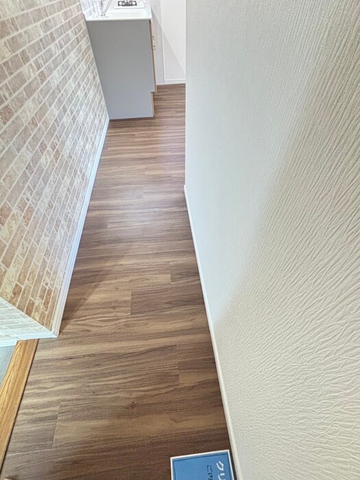 物件内観写真16　(廊下)