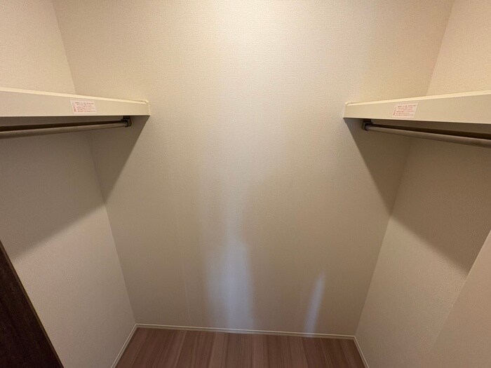 物件内観写真11　(収納)