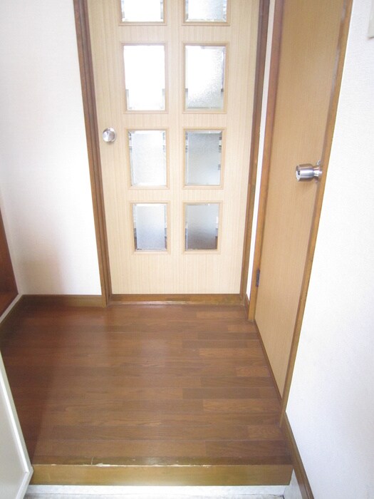 物件内観写真16　(廊下)