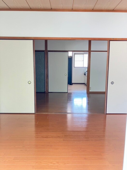 物件内観写真10　(居室)