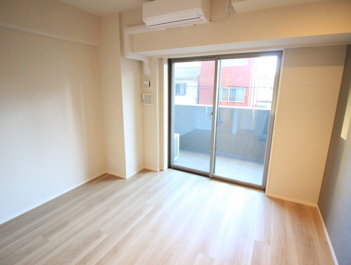 物件内観写真10　(居室)