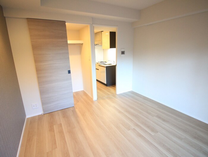 物件内観写真10　(居室)