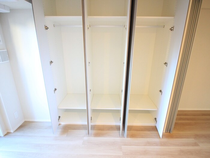 物件内観写真11　(収納)
