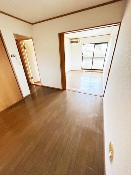 物件内観写真8　(居室)