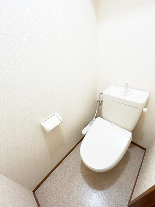 物件内観写真14　(トイレ)