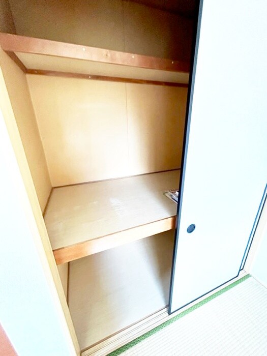 物件内観写真18　(収納)