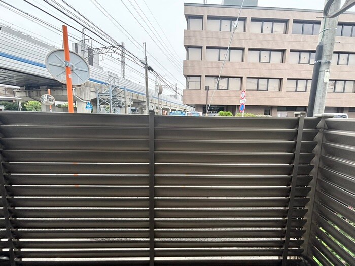 物件内観写真14　(室内からの展望)