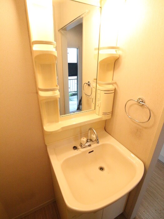 物件内観写真9　(洗面)