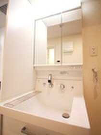 物件内観写真11　(洗面)