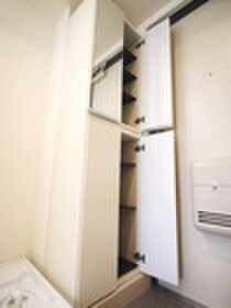 物件内観写真13　(靴箱)