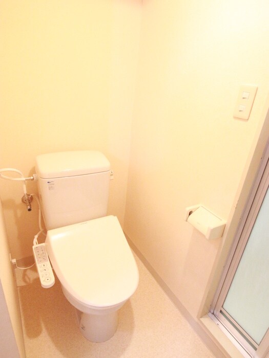 物件内観写真16　(トイレ)