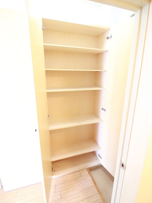 物件内観写真20　(収納)