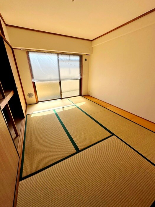 物件内観写真5　(居室)