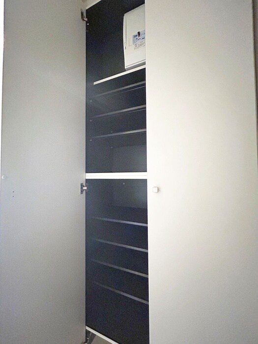 物件内観写真18　(靴箱)