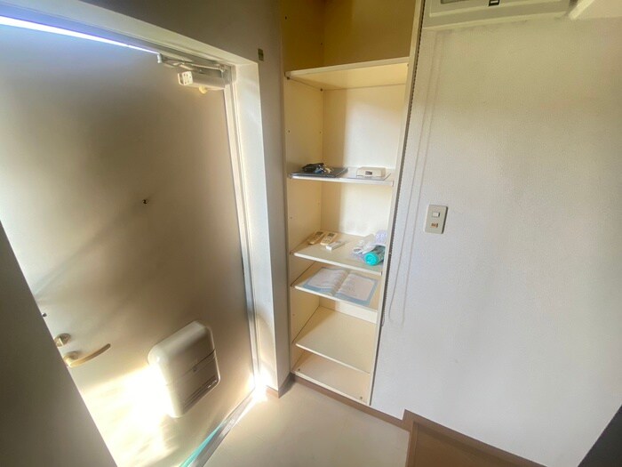 物件内観写真17　(靴箱)