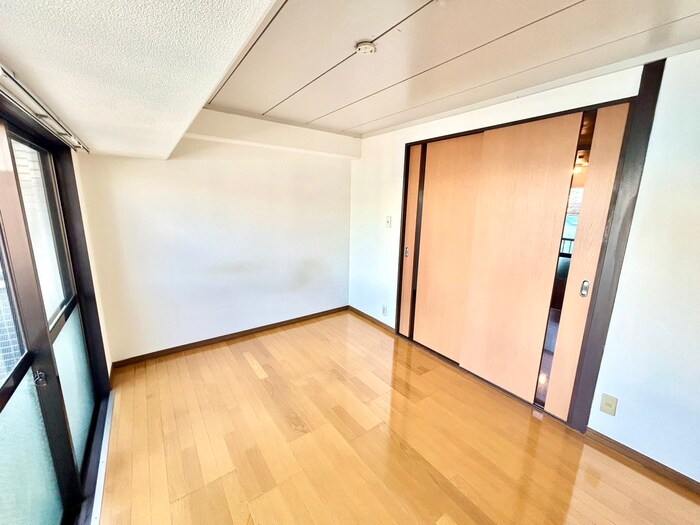 物件内観写真22　(居室)