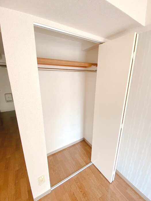 物件内観写真10　(収納)