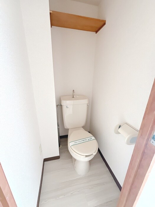 物件内観写真12　(トイレ)