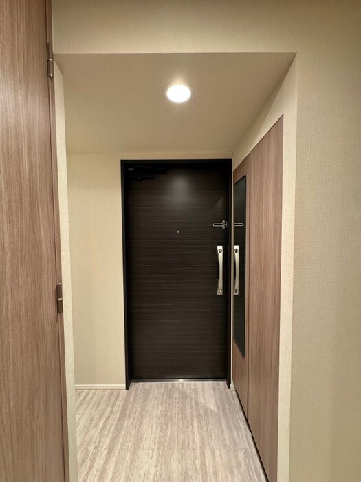 物件内観写真17　(玄関)