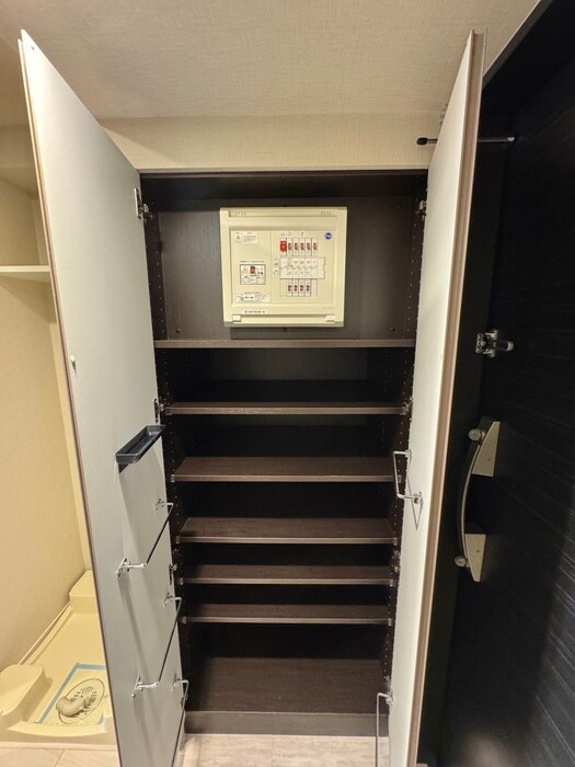 物件内観写真18　(靴箱)