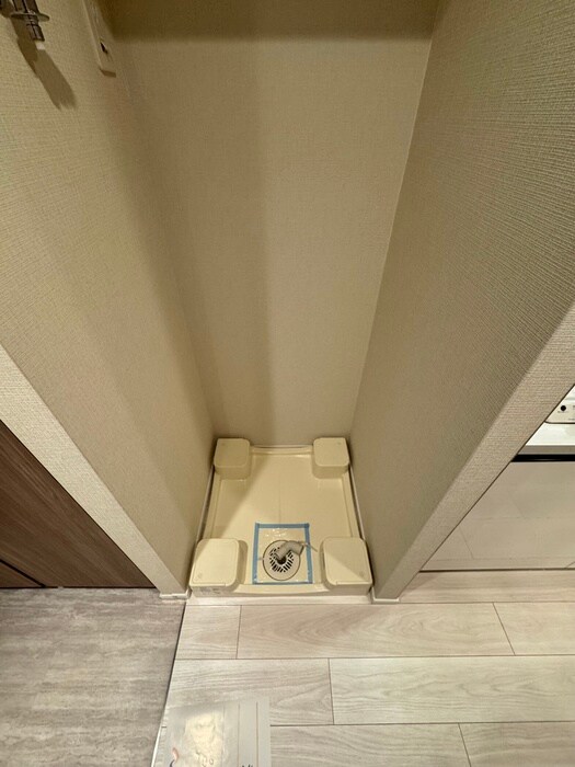 物件内観写真20　(洗濯機置場)