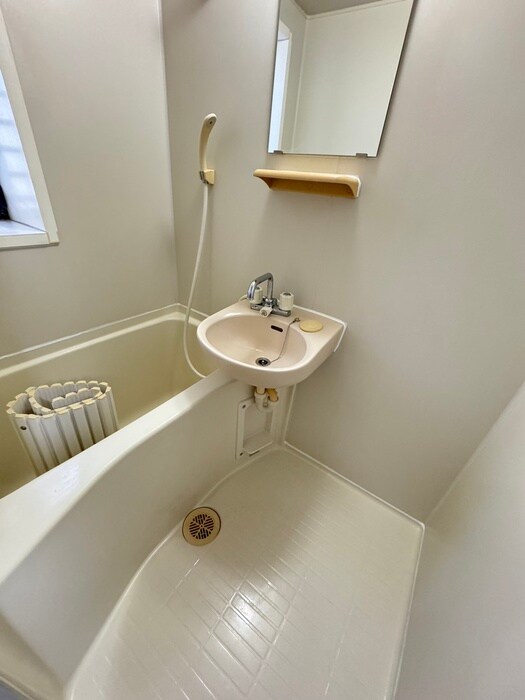 物件内観写真12　(バス／シャワールーム等)