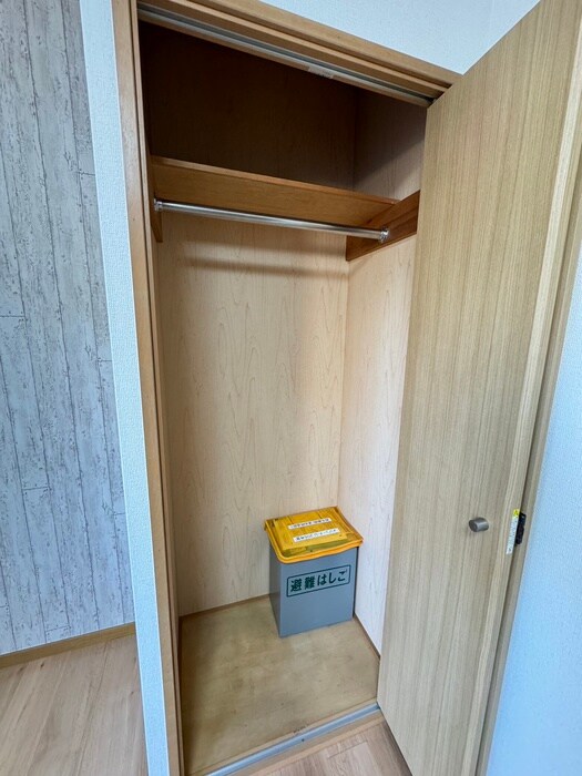 物件内観写真16　(収納)