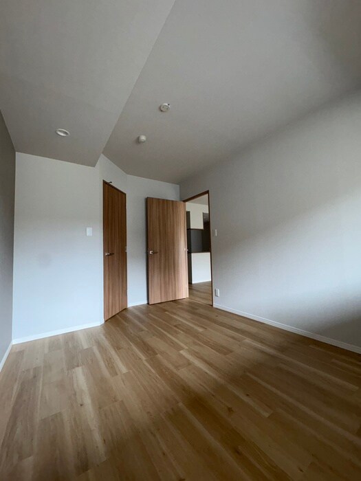 物件内観写真10　(居室)