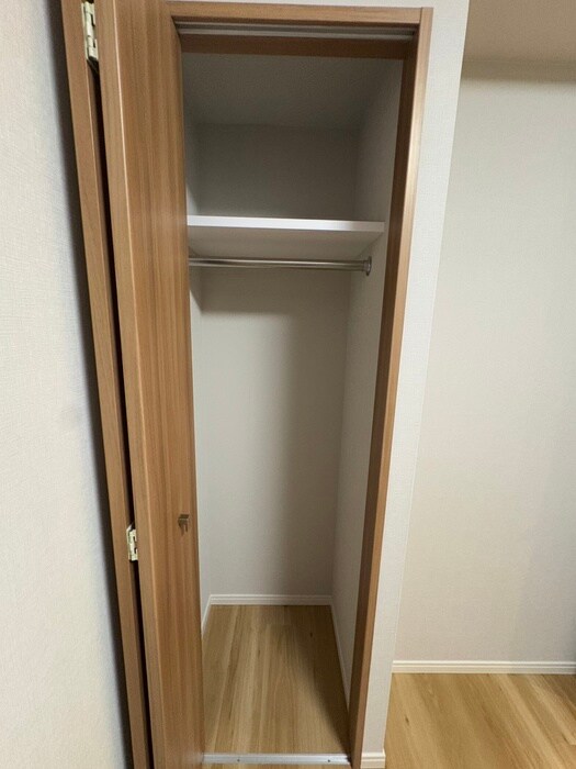 物件内観写真12　(収納)