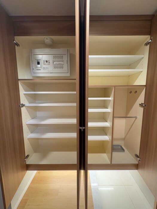 物件内観写真19　(靴箱)