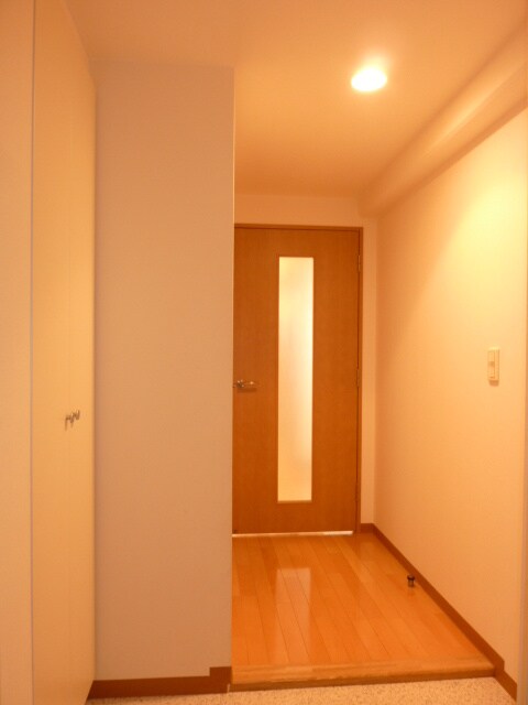 物件内観写真15　(廊下)