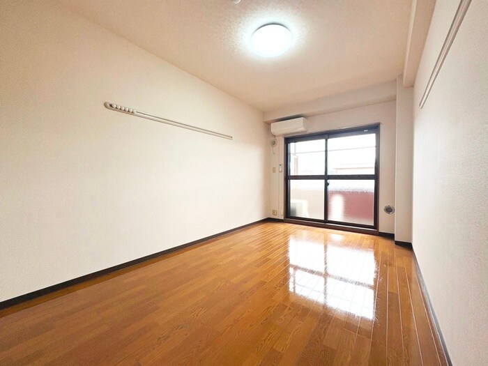 物件内観写真11　(居室)