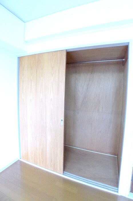 物件内観写真7　(収納)