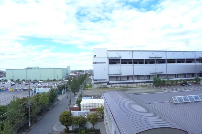 物件内観写真14　(室内からの展望)