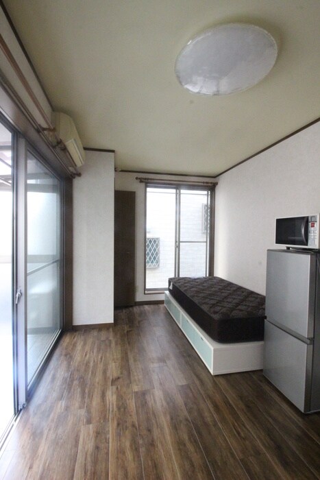 物件内観写真8　(居室)