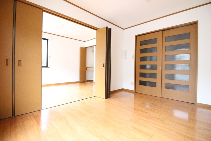 物件内観写真7　(居室)