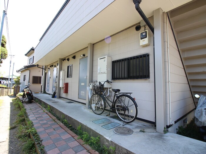 物件外観写真5　(エントランス部分)