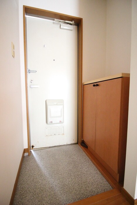 物件内観写真20　(玄関)