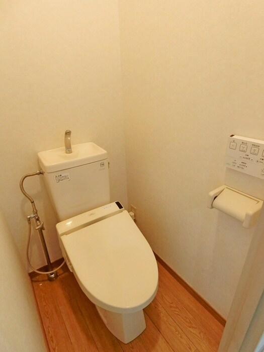 物件内観写真10　(トイレ)