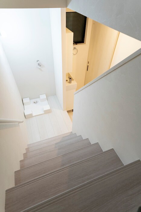 物件内観写真13　(廊下)