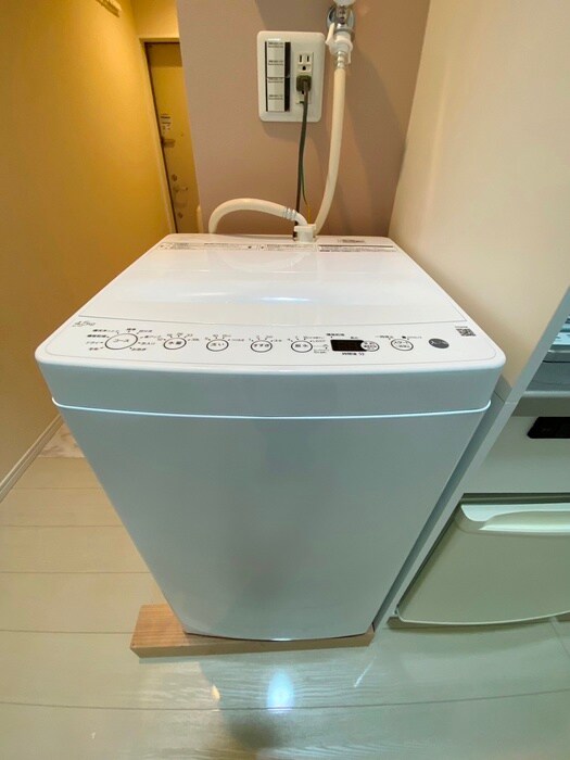 物件内観写真13　(洗濯機置場)