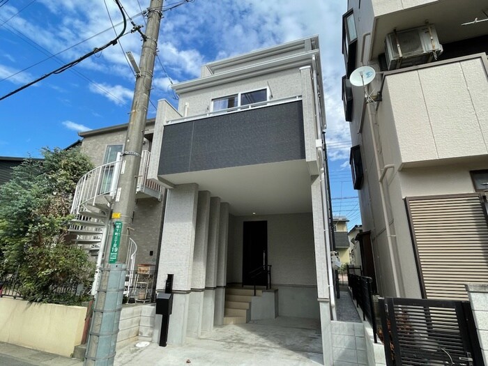 物件外観写真1　(外観写真)