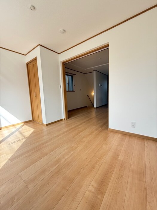 物件内観写真5　(居室)