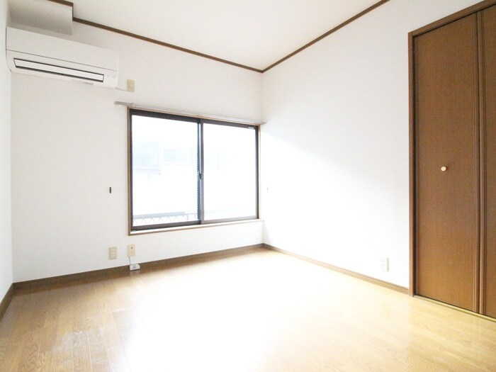 物件内観写真8　(居室)