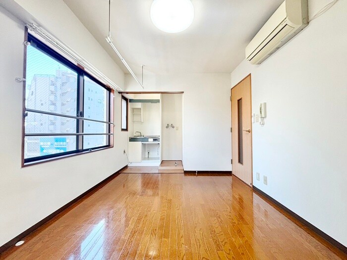 物件内観写真7　(居室)