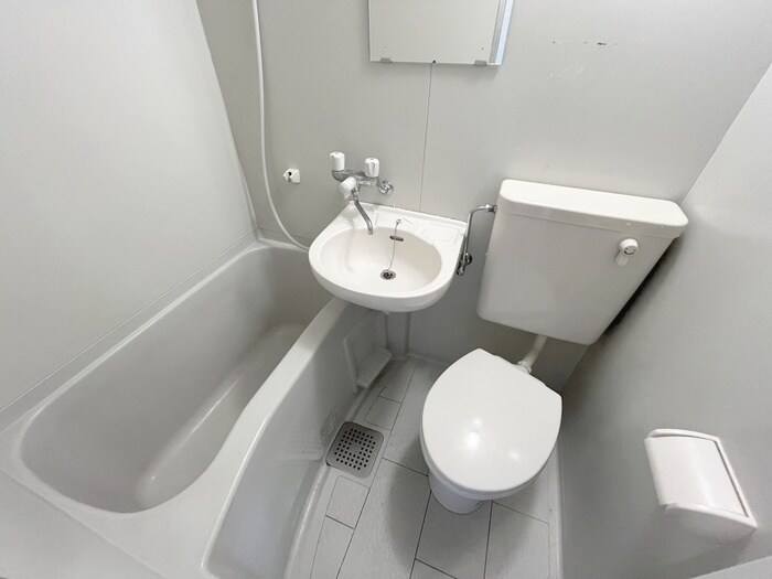 物件内観写真11　(洗面)