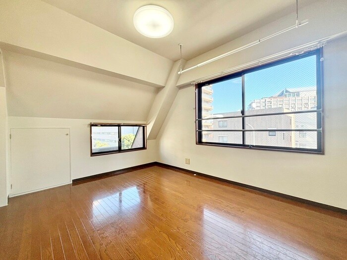 物件内観写真16　(居室)