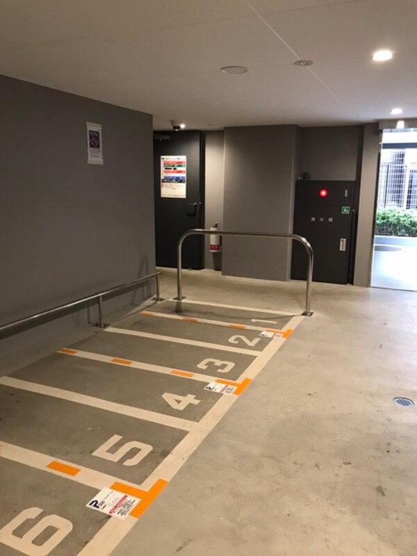 バイク置き場
