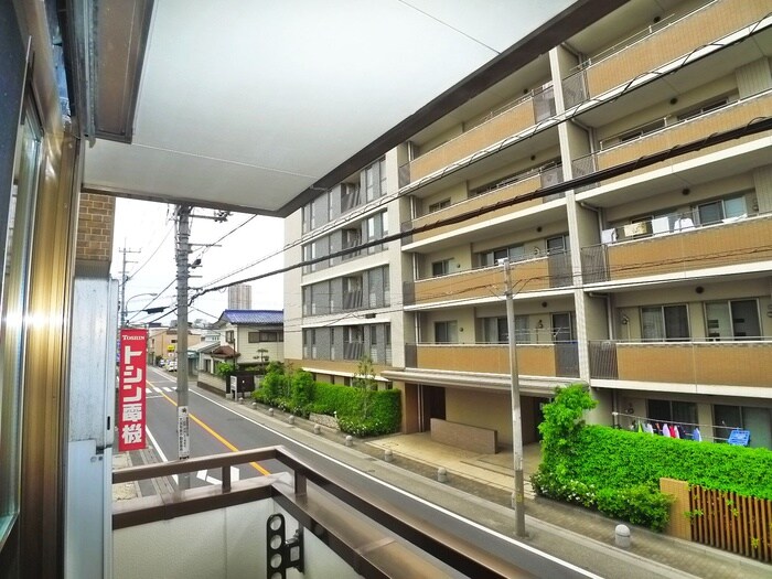 物件内観写真15　(室内からの展望)