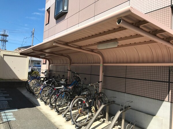 駐輪場